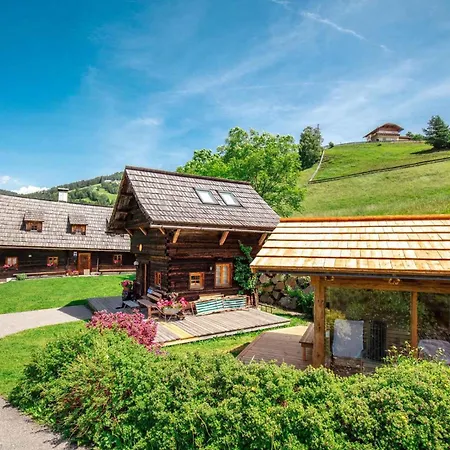 Homes In 47 Gospodarstwo wiejskie